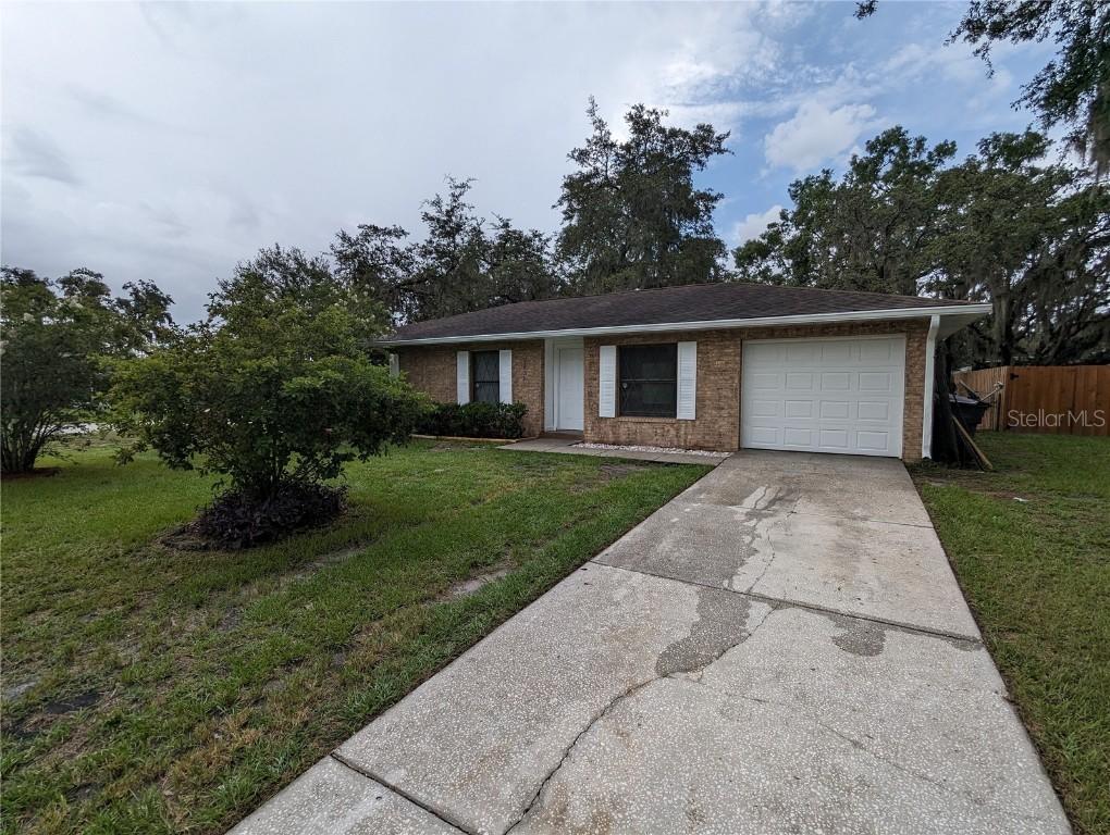 3702 Jeremy Ln., Lakeland, FL 33810