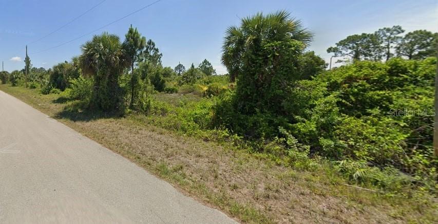 912 Gunby Ave., Lehigh Acres, FL 33974