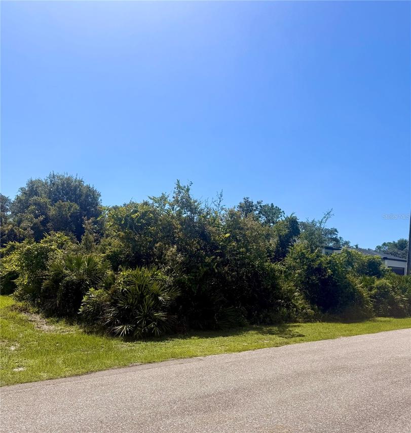 2228 Wakefield St., Port Charlotte, FL 33948