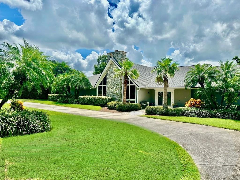 514 Hillside Dr., Auburndale, FL 33823