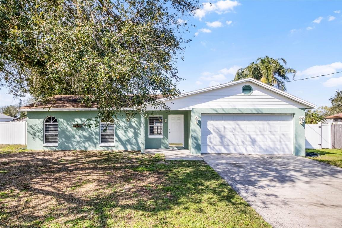 7968 Apache Ln., Lakeland, FL 33810