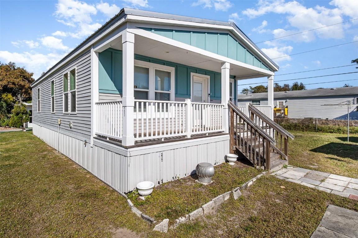 21 Sapphire St., Melbourne, FL 32904