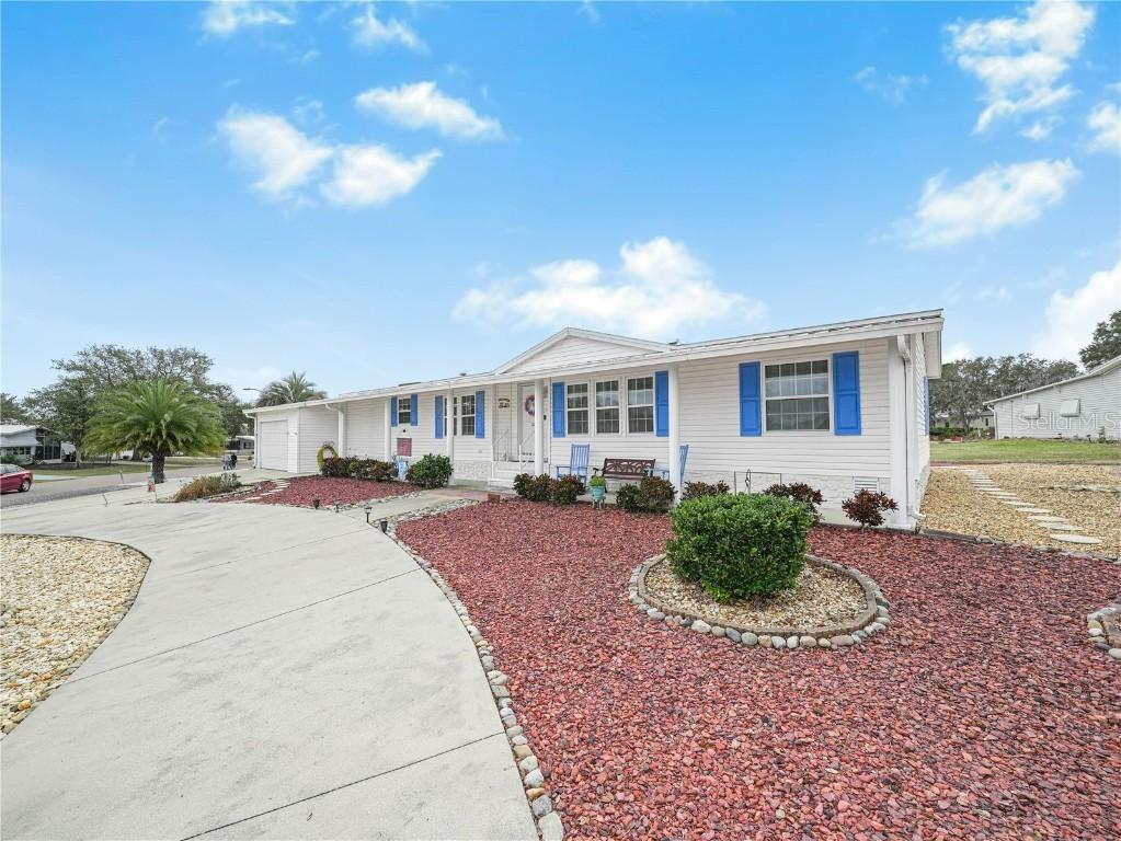 107 Challenger Ave., Davenport, FL 33897