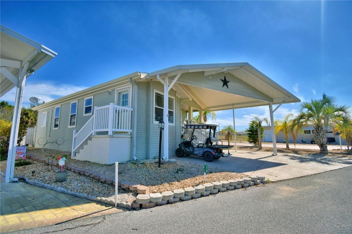 251 Patterson Rd. #J14, Haines City, FL 33844