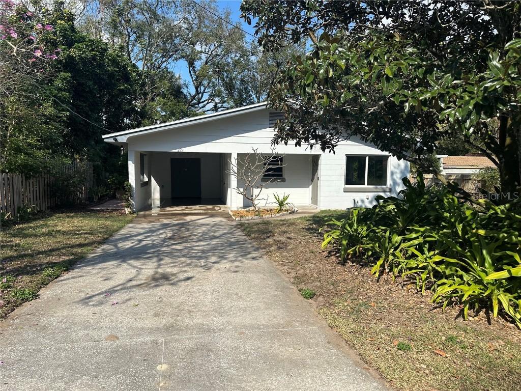 229 NE Avenue J Ne, Winter Haven, FL 33881