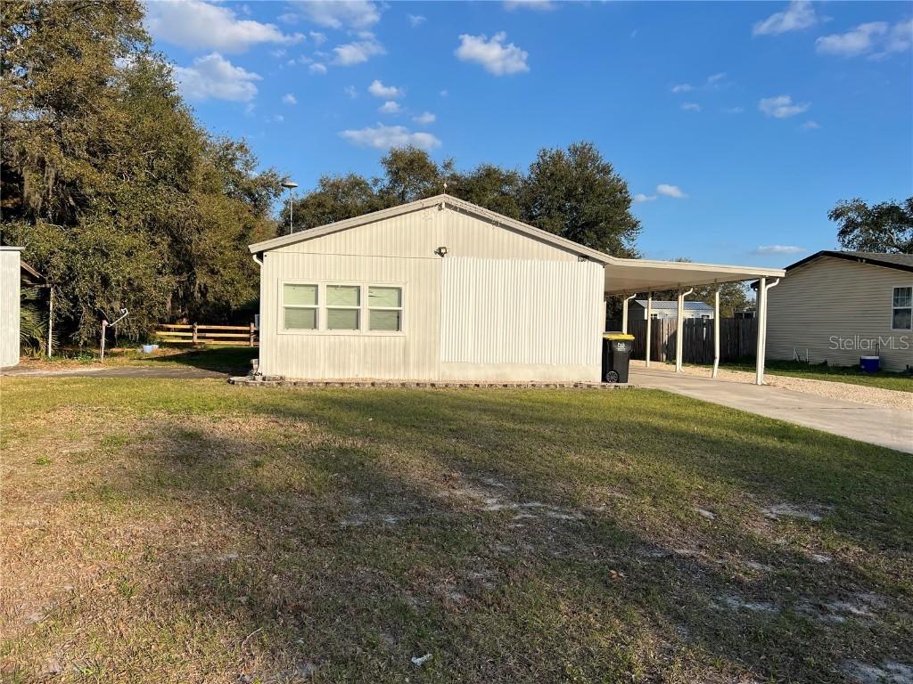 5964 Foxhollow Dr., Winter Haven, FL 33884