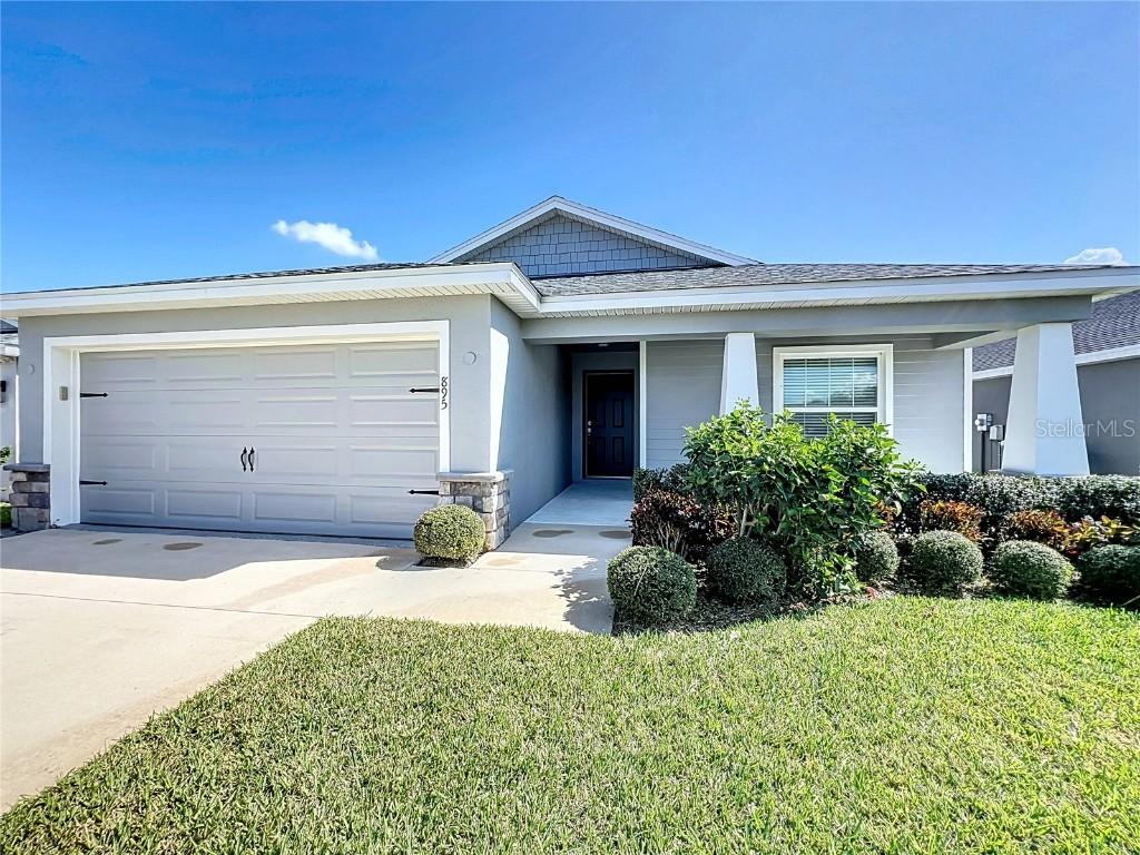 895 Orleans Dr., Eagle Lake, FL 33839