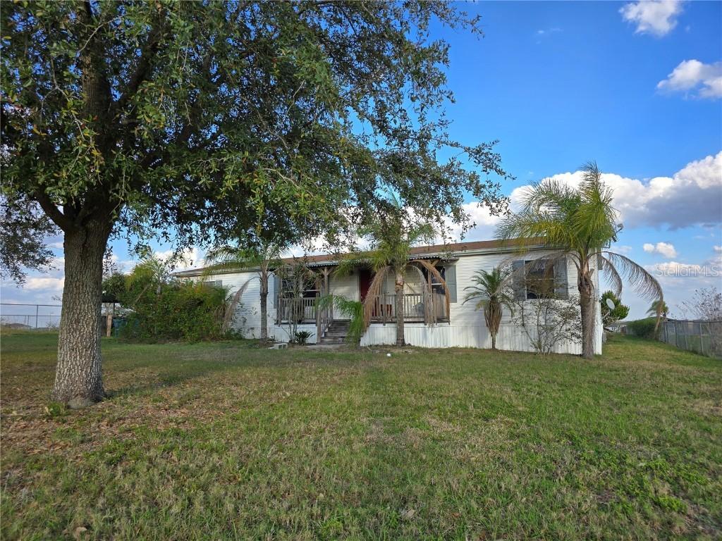816 Holly Hill Rd., Davenport, FL 33837