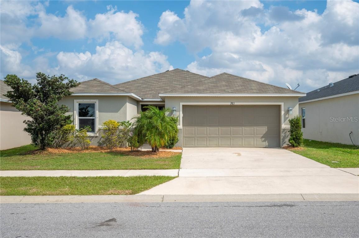 283 Lake Lucerne Way, Winter Haven, FL 33881