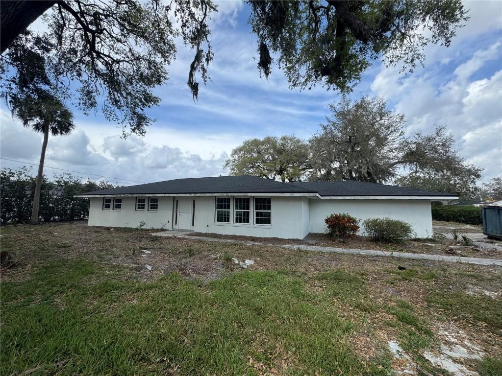625 W Pipkin Rd., Lakeland, FL 33813