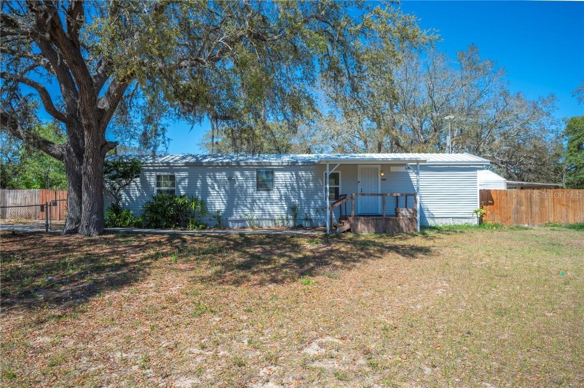 2441 Carriage Dr., Lake Wales, FL 33898