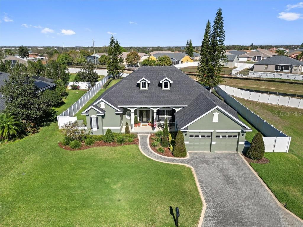 819 Hart Lake St., Winter Haven, FL 33884