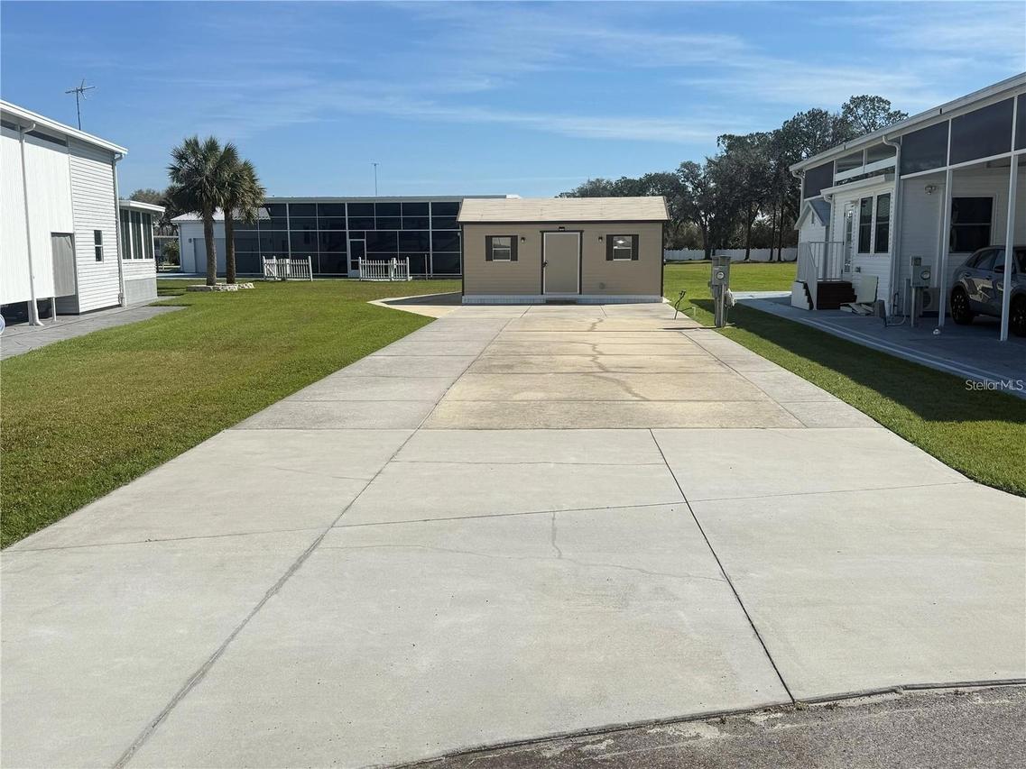 8933 Southshore Ct., Polk City, FL 33868