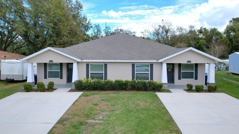 349 Honey Bee Ln., Polk City, FL 33868