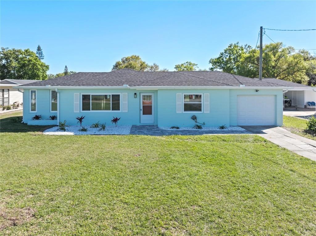 1530 S Lake Howard Dr., Winter Haven, FL 33880