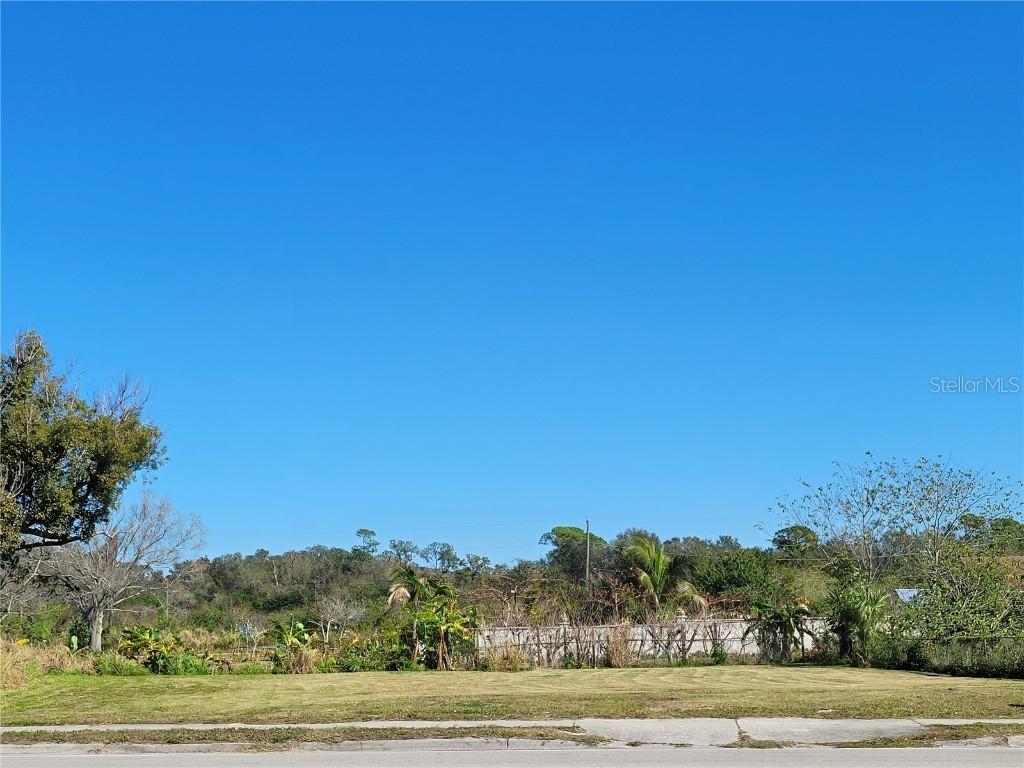 205 Snively Ave., Winter Haven, FL 33880