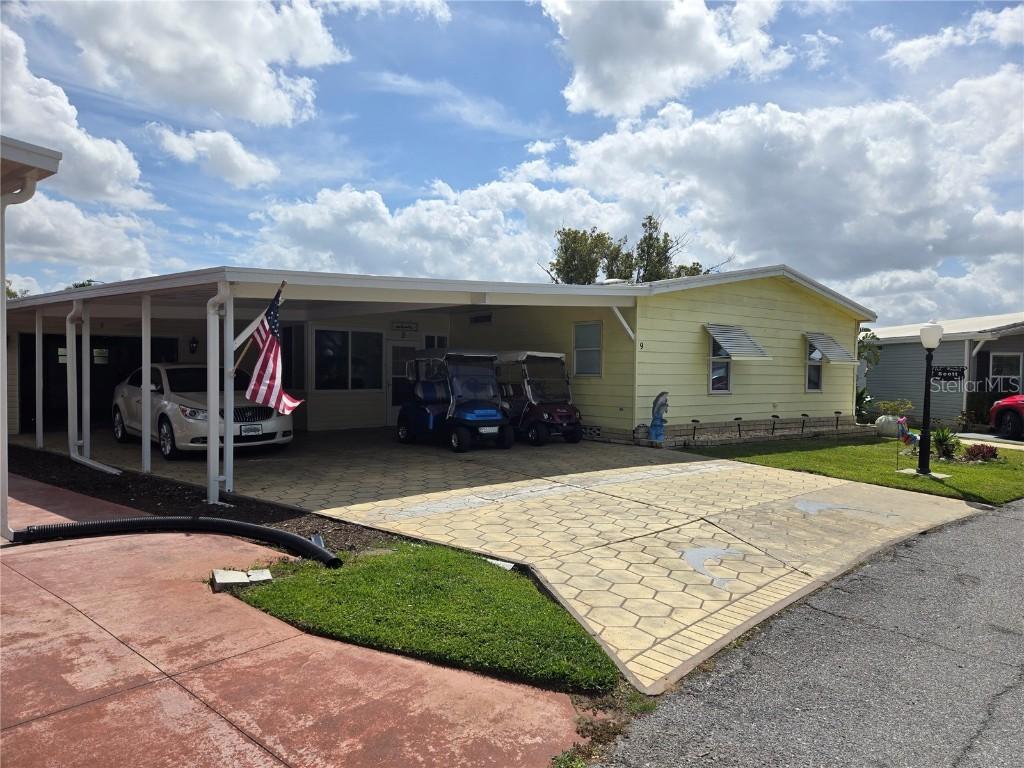9 Edinburgh Dr., Haines City, FL 33844