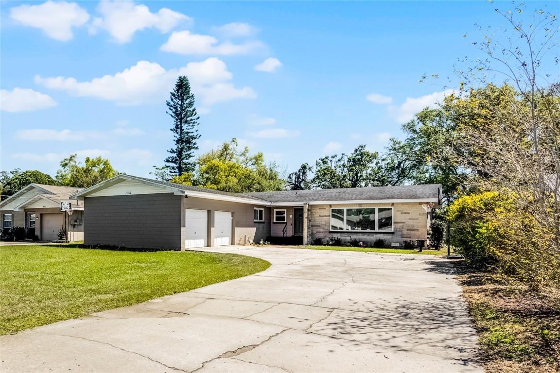 136 Hampden Rd., Winter Haven, FL 33884
