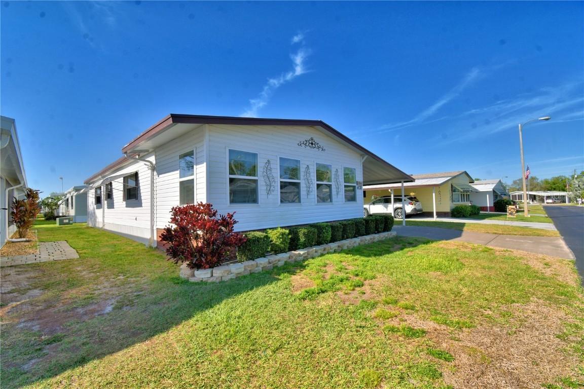 4076 Rolling Oaks Dr., Winter Haven, FL 33880