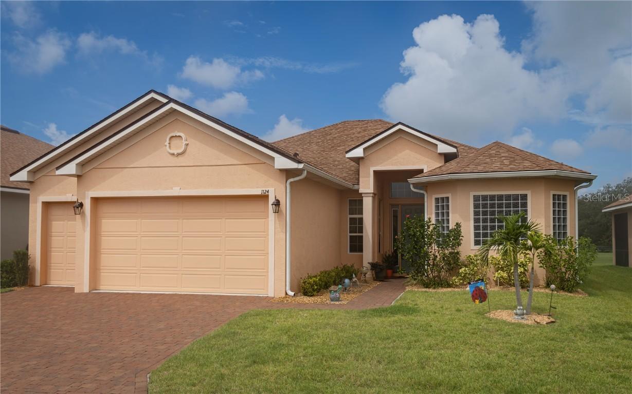 1124 Sawgrass Dr., Winter Haven, FL 33884