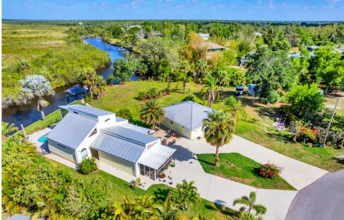 283 Hilltop Cir., Punta Gorda, FL 33982