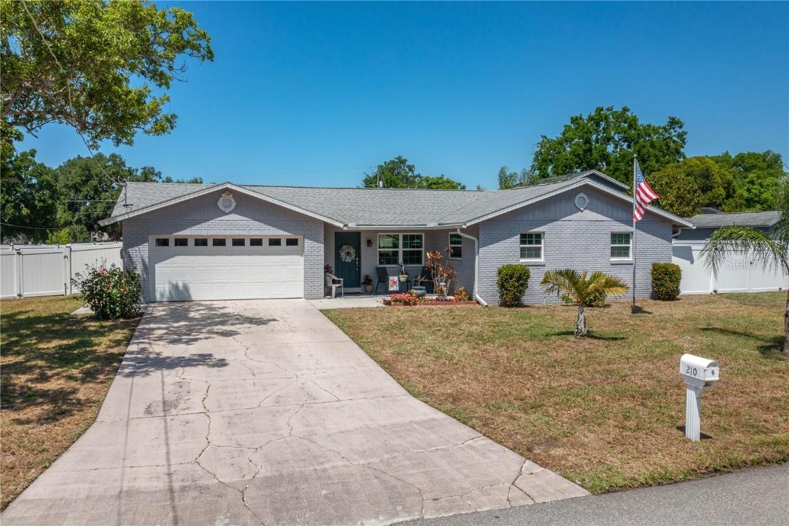 210 Citrus Dr., Winter Haven, FL 33884
