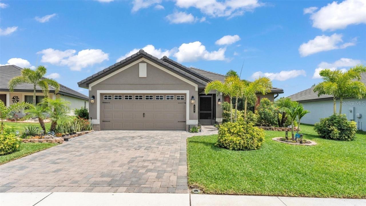 364 Lake Vista Dr., Auburndale, FL 33823
