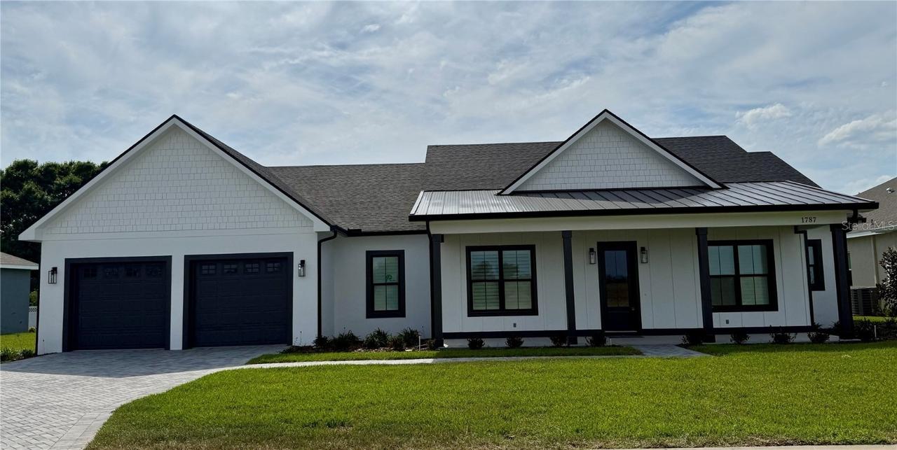 1787 Lakehill Dr., Winter Haven, FL 33884