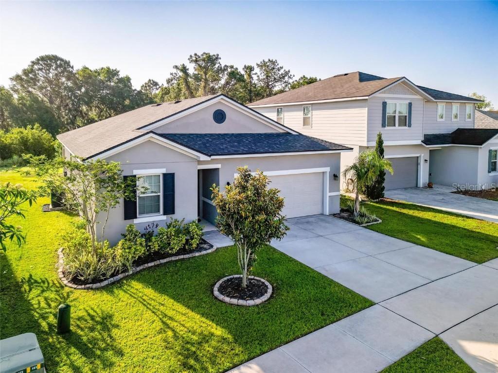 225 Summershore Dr., Auburndale, FL 33823