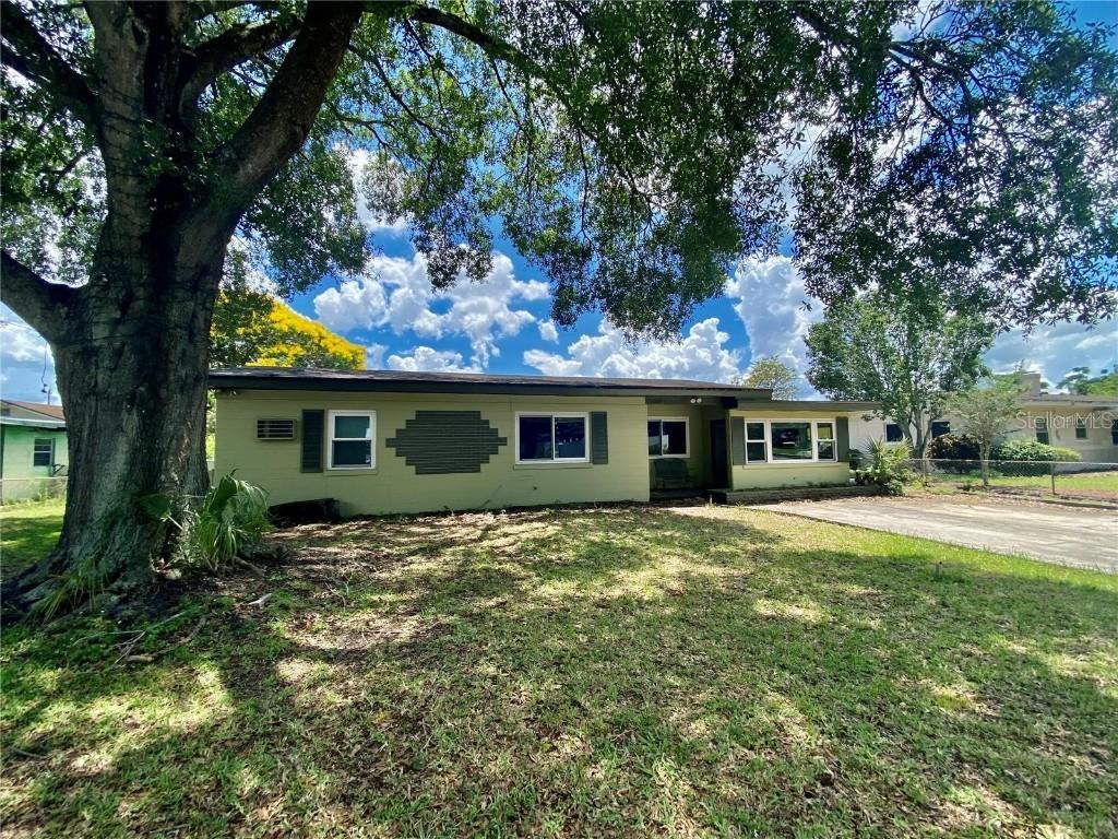 3022 Hickory St., Winter Haven, FL 33881