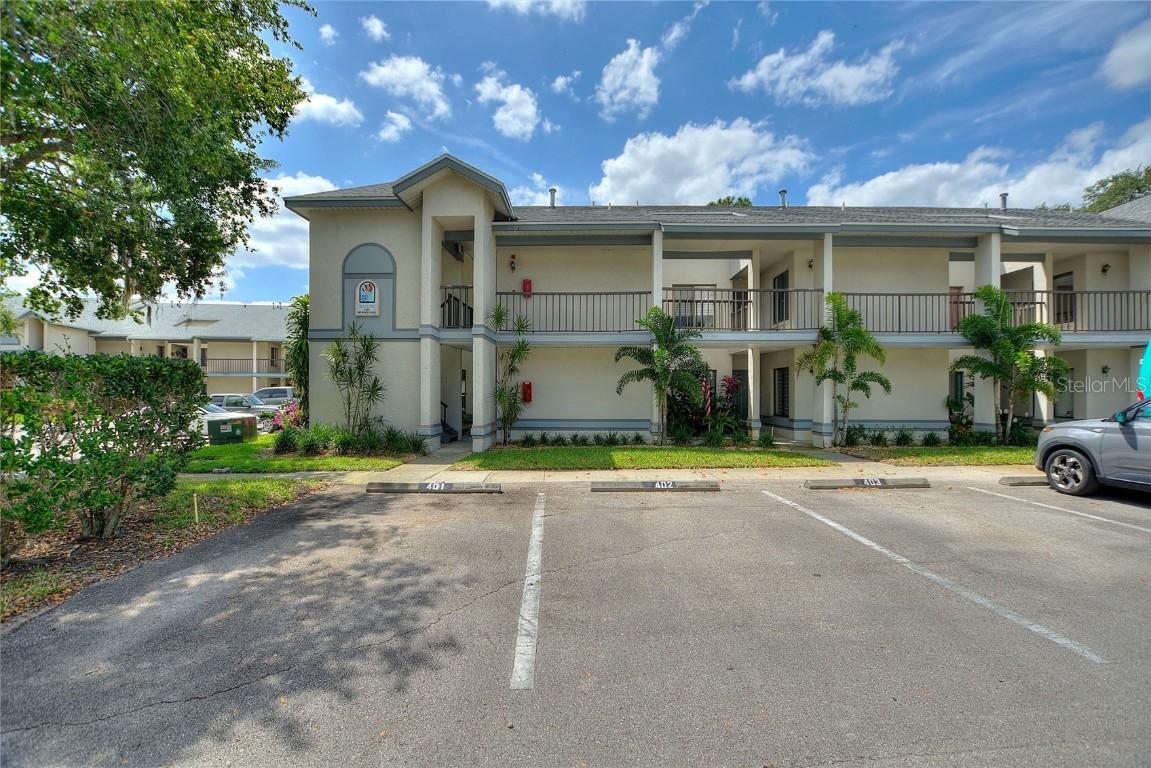 2180 San Marcos Cir. #401, Winter Haven, FL 33880