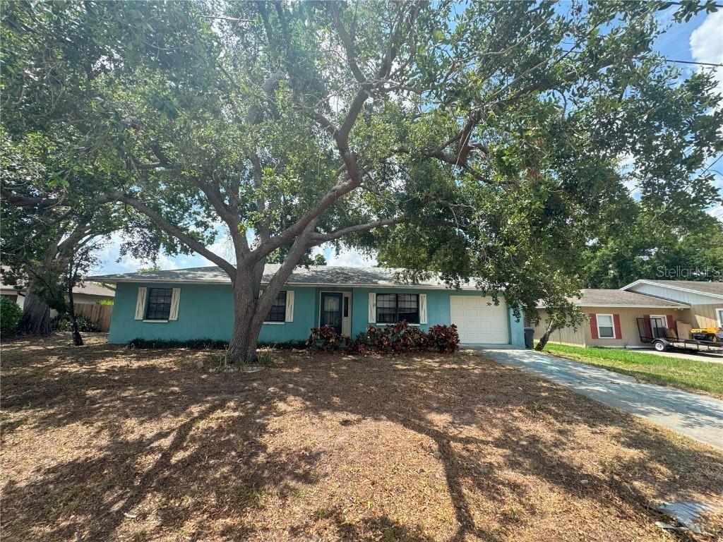 4211 Sunny Land Dr., Lakeland, FL 33813