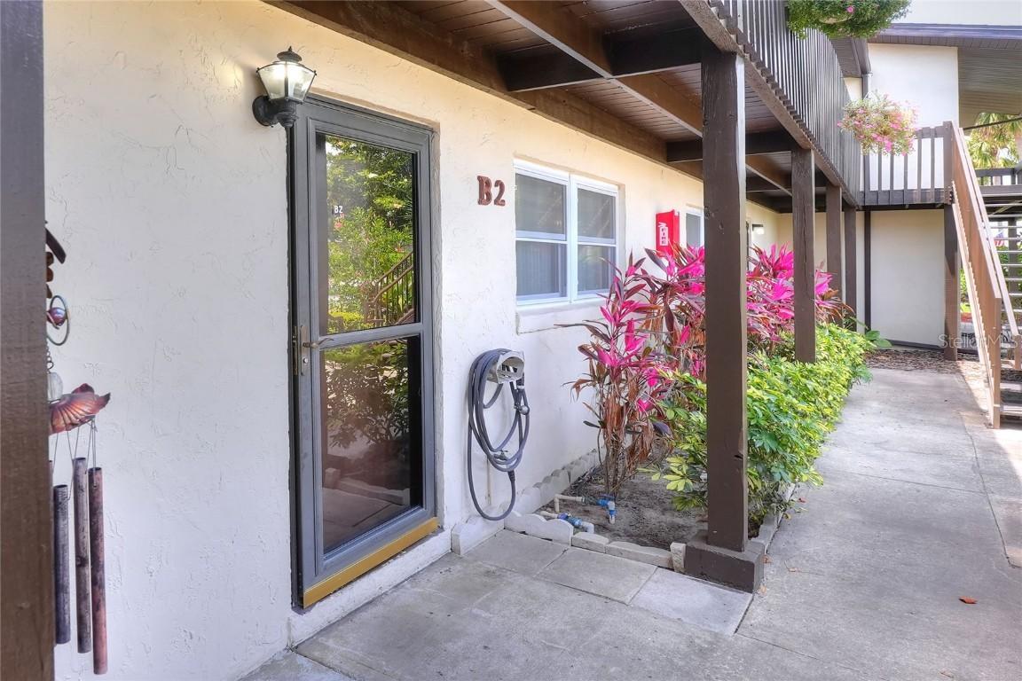 900 Avenue Z Southeast #B2, Winter Haven, FL 33880