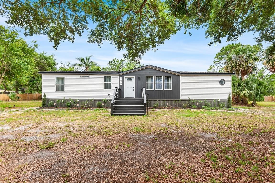 2430 Woods Tr., Lakeland, FL 33809