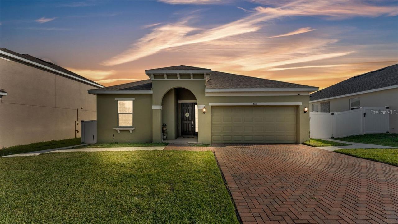 428 Aragosa Dr., Davenport, FL 33837