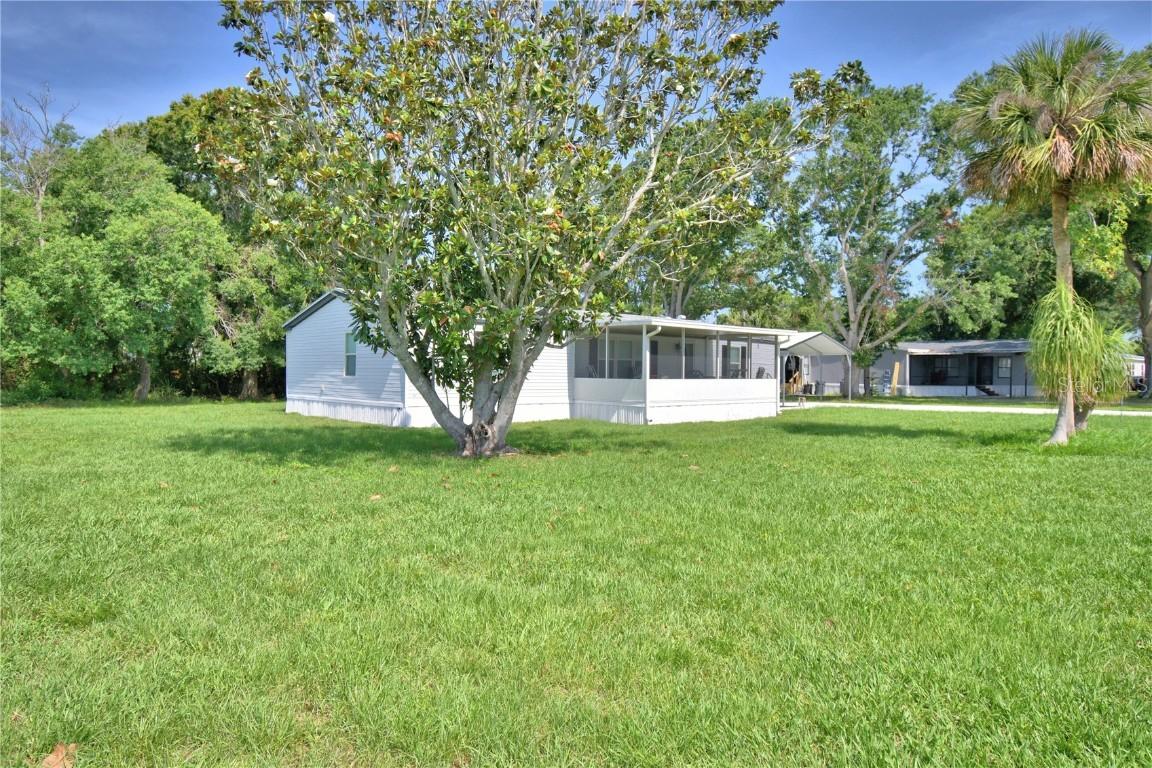 5709 E Lake Fox Dr., Winter Haven, FL 33884