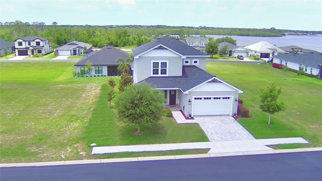 445 Waterfern Trail Dr., Auburndale, FL 33823