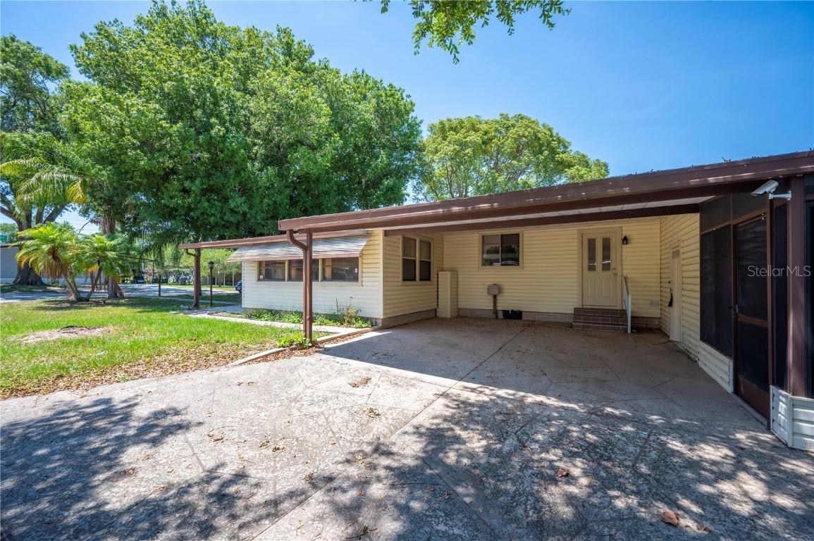 448 Skyline Dr., Lakeland, FL 33801