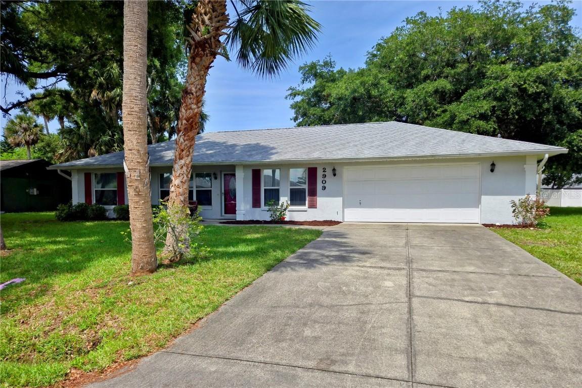 2909 Pine Tree Dr., Edgewater, FL 32141