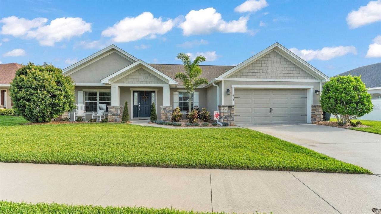 204 Walkers Point Dr., Auburndale, FL 33823