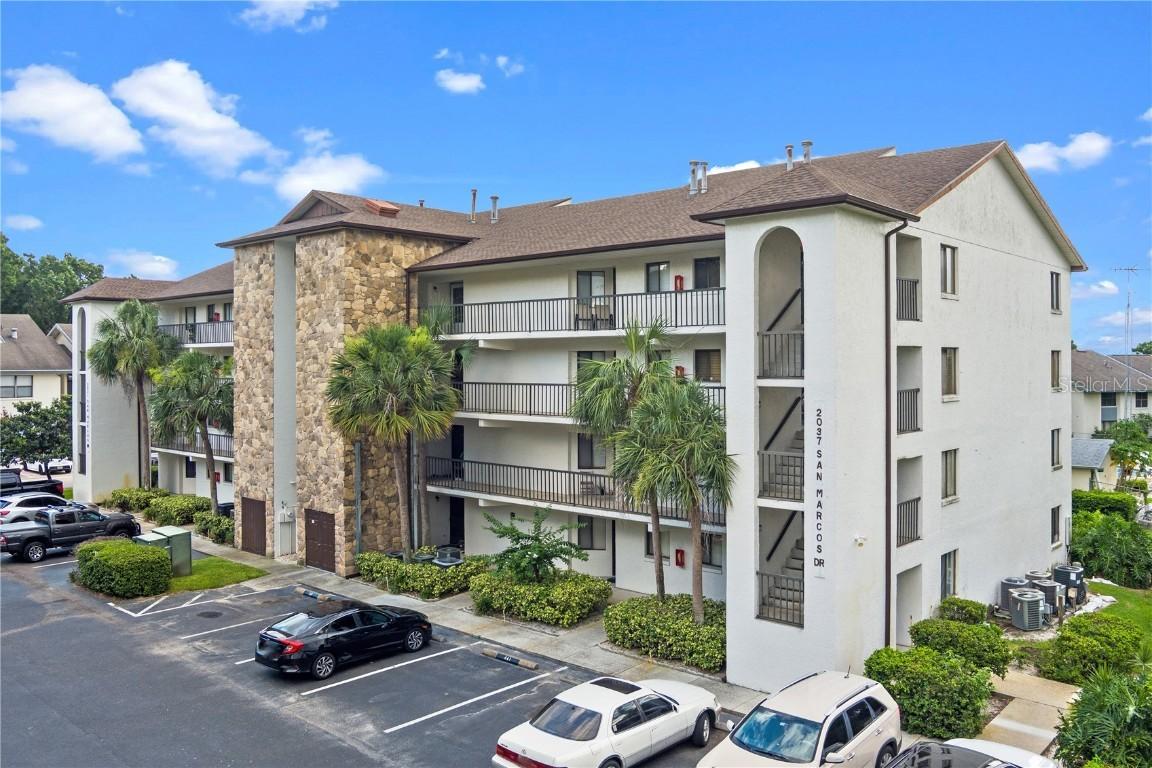 2037 San Marcos Dr. #443, Winter Haven, FL 33880