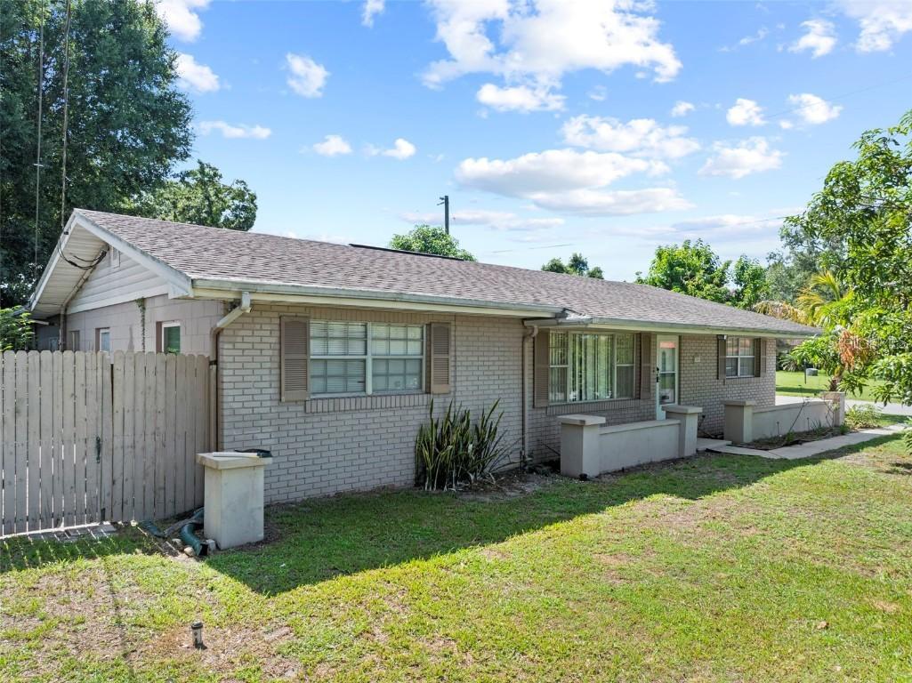 2800 Sunset Dr., Winter Haven, FL 33881