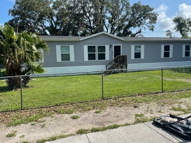 646 4th St., Polk City, FL 33868