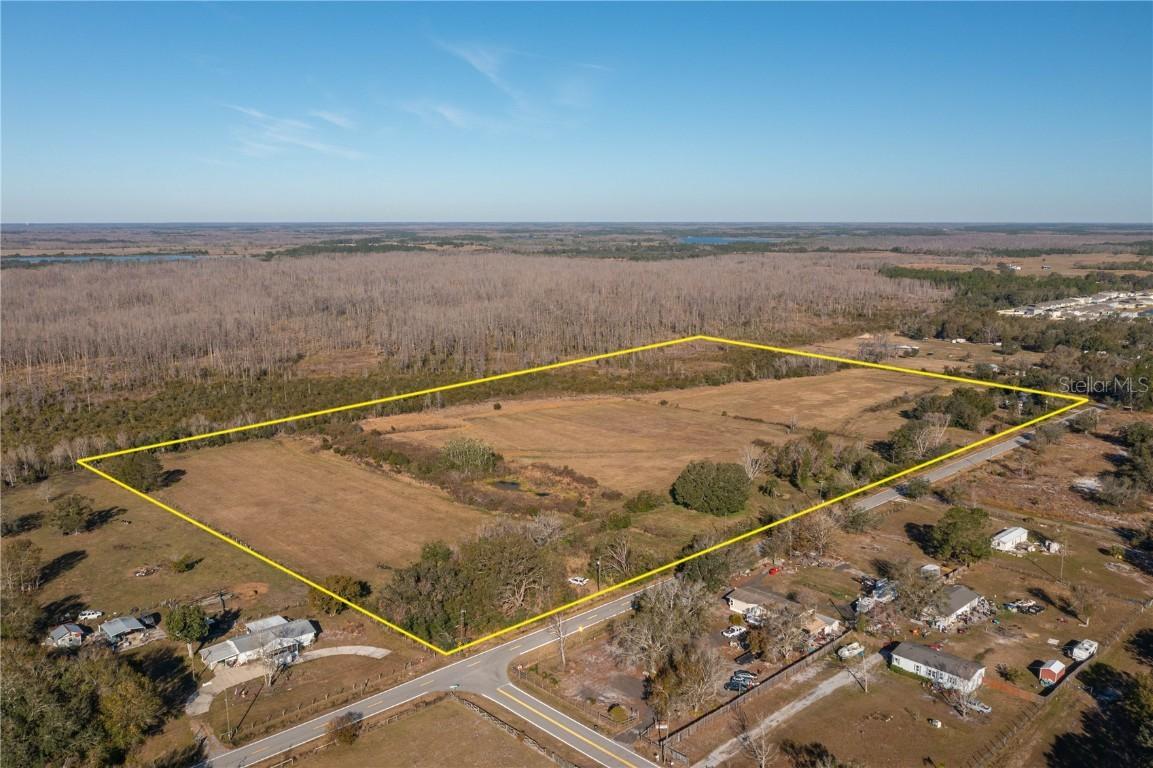 601 Diamond Acres Rd., Davenport, FL 33837