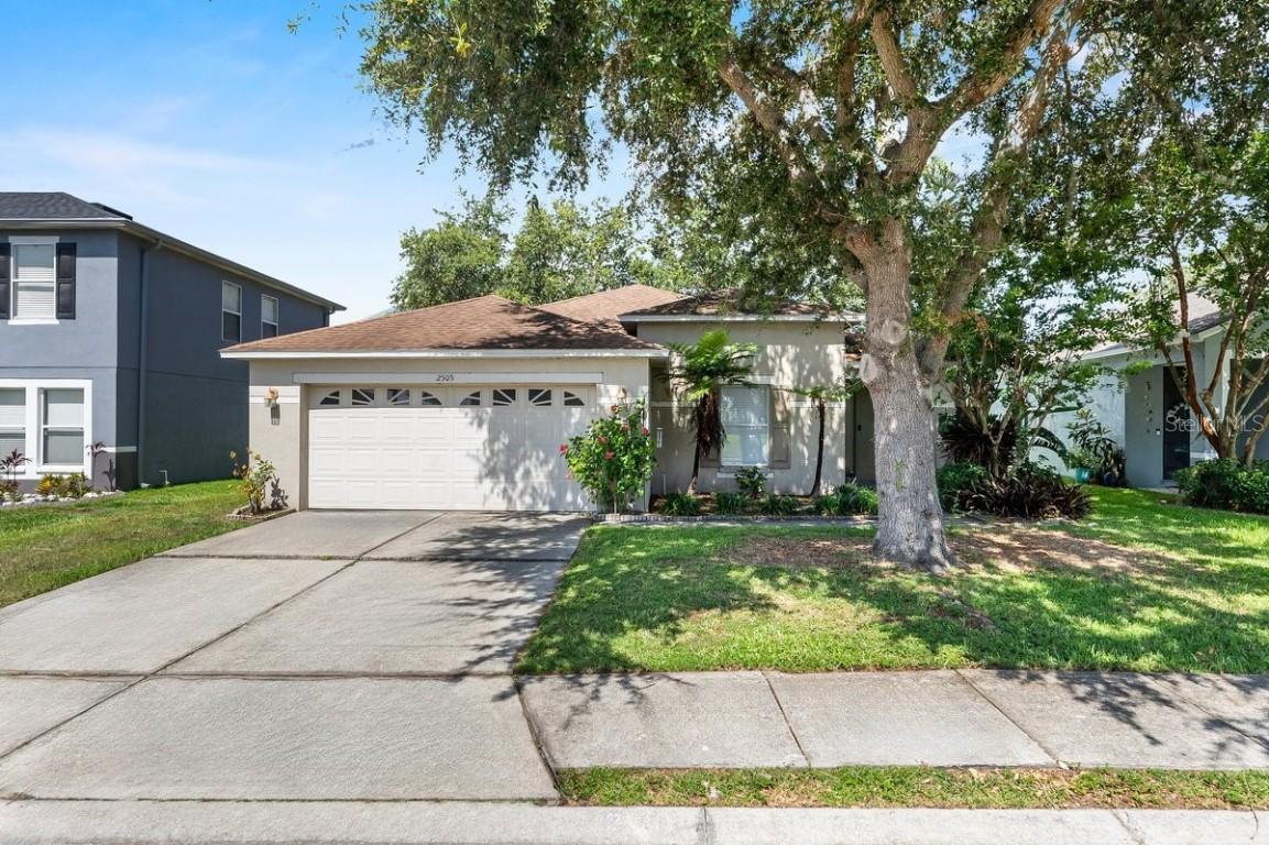2505 Brownwood Dr., Mulberry, FL 33860