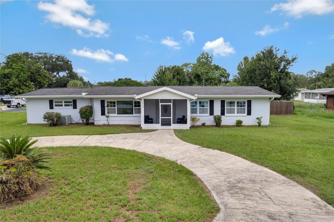 3510 Lakeview Dr., Sebring, FL 33870