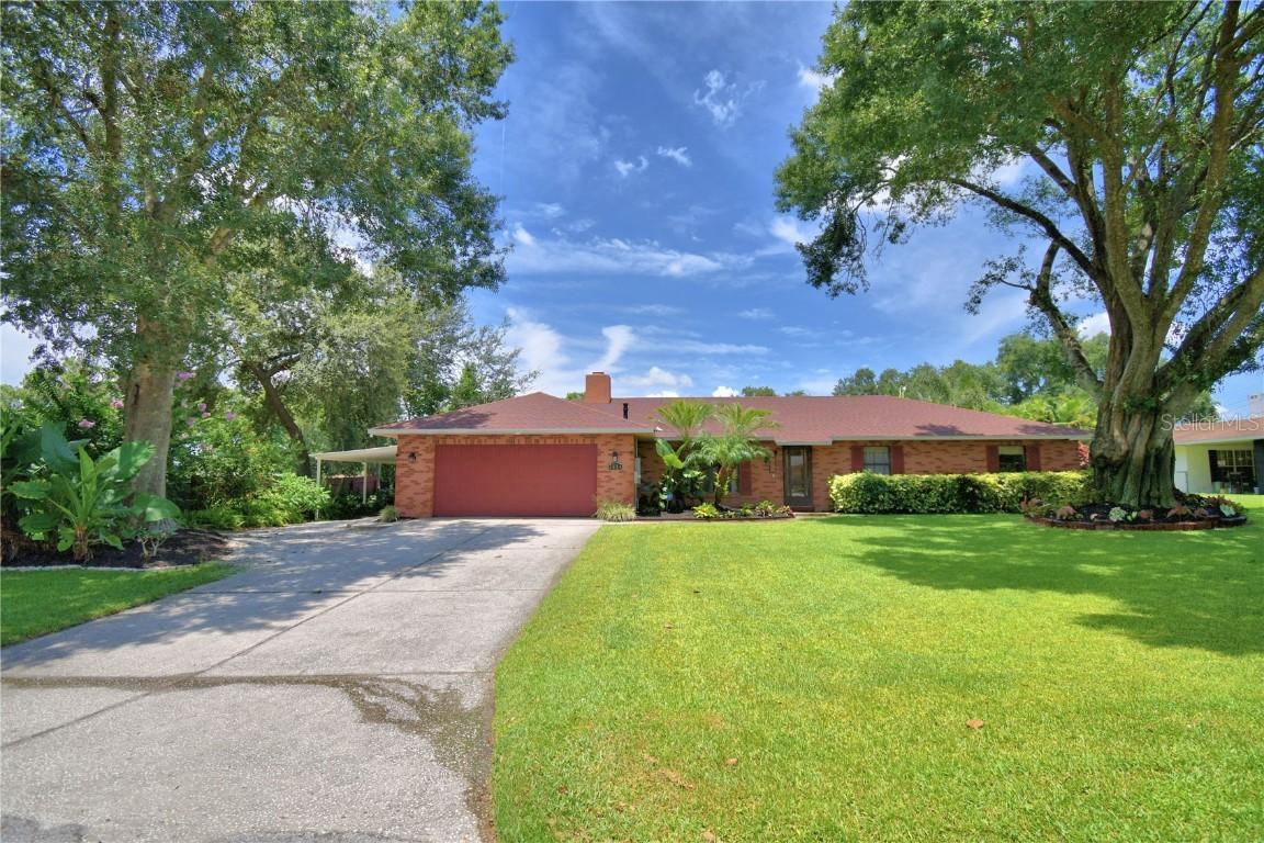 2814 Grapefruit Dr., Auburndale, FL 33823