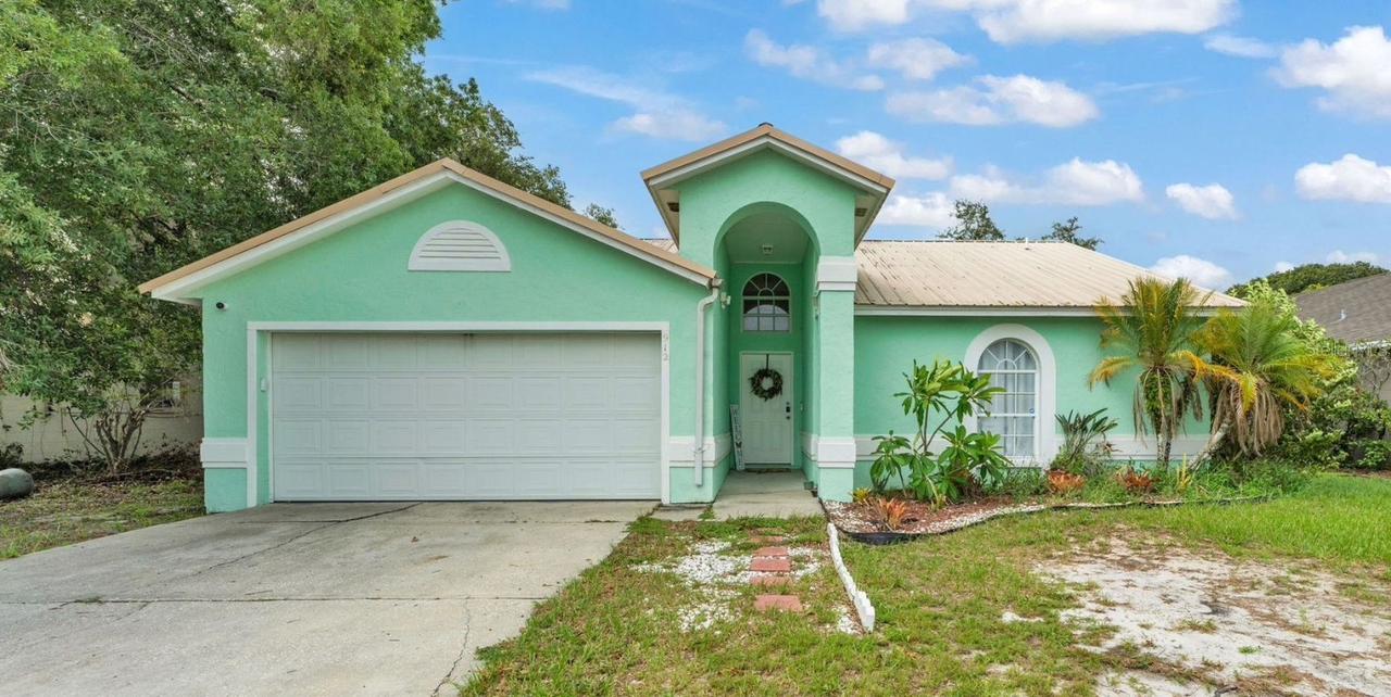 912 Whisper Lake Dr., Winter Haven, FL 33880