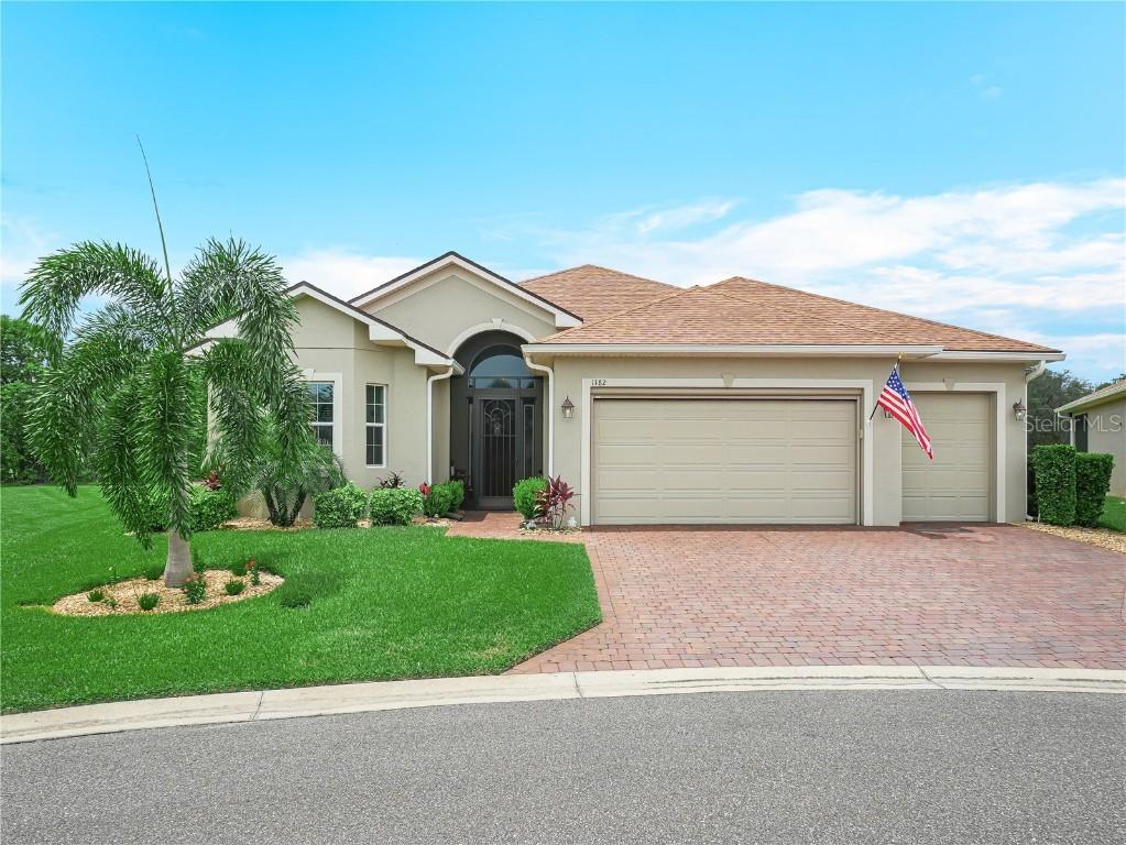 1182 Sawgrass Dr., Winter Haven, FL 33884