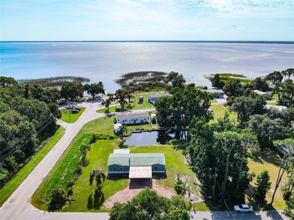 5001 Pineapple St., Lake Wales, FL 33898
